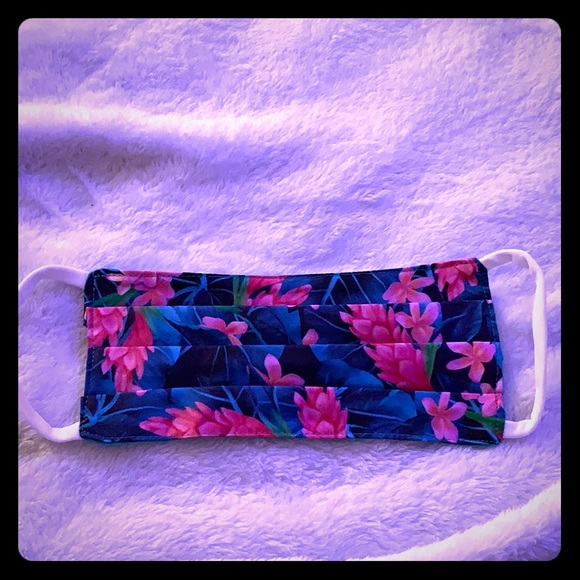 Kalokini Accessories - Kalokini face mask, nwot